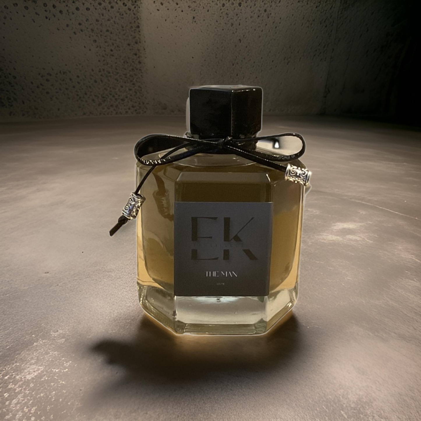 THE MAN    "Teak-Wood'